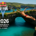 Travel Adrenalin di Bali: Duel Melompat ke Laut Lepas